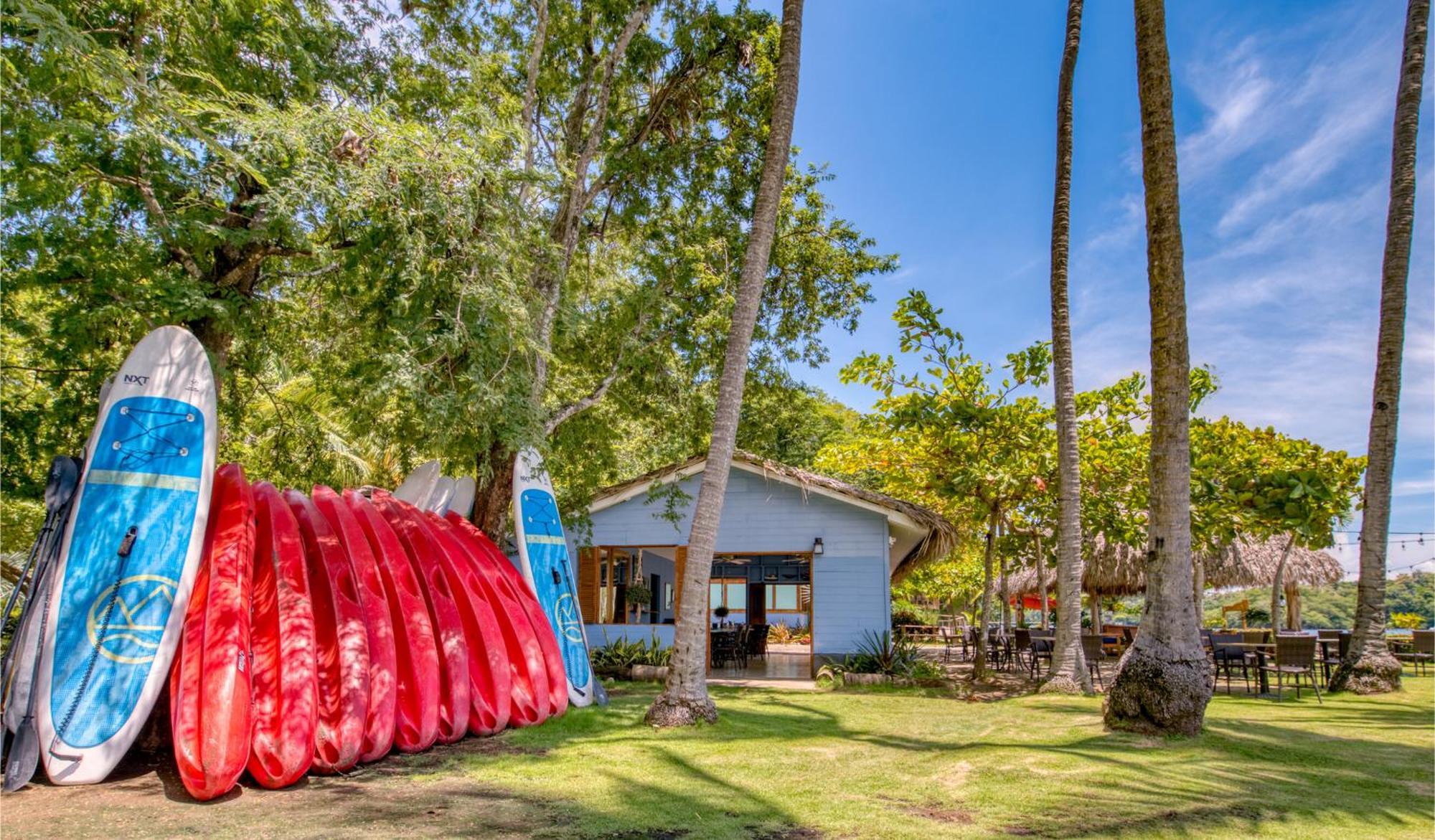 Isla Chiquita Glamping Hotel ปาเกรา ภายนอก รูปภาพ