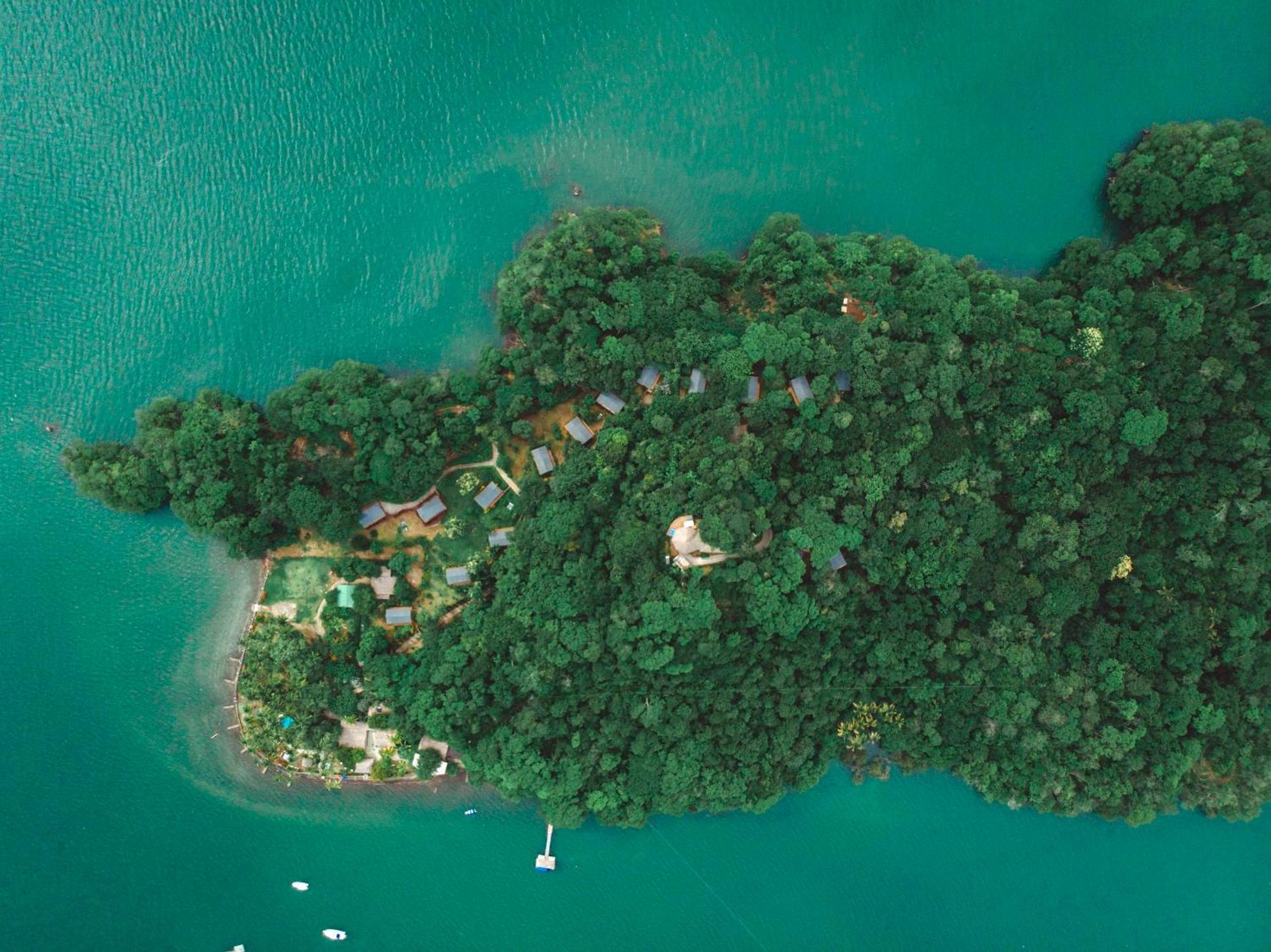 Isla Chiquita Glamping Hotel ปาเกรา ภายนอก รูปภาพ